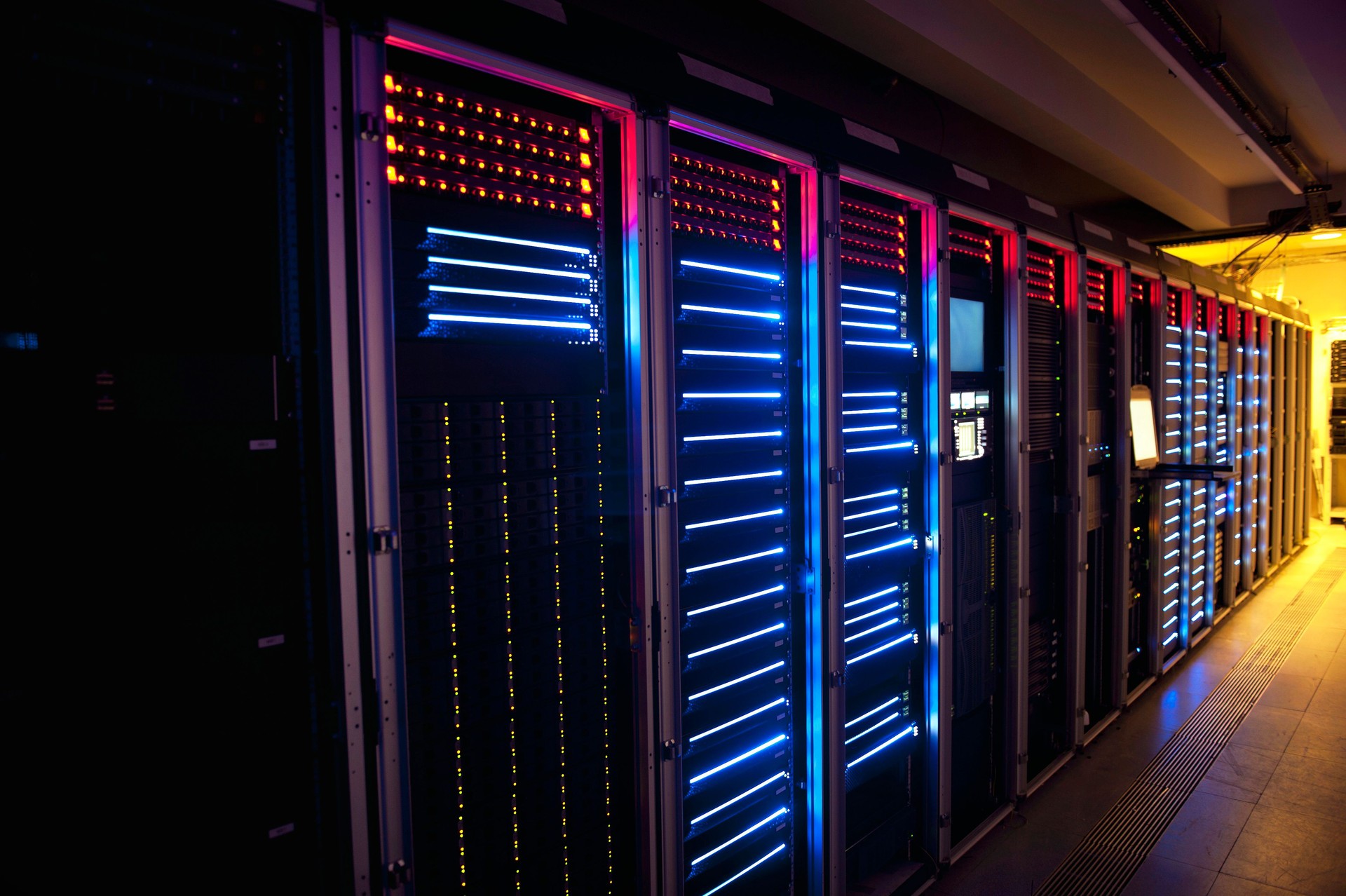 Hi-Tech Data Center